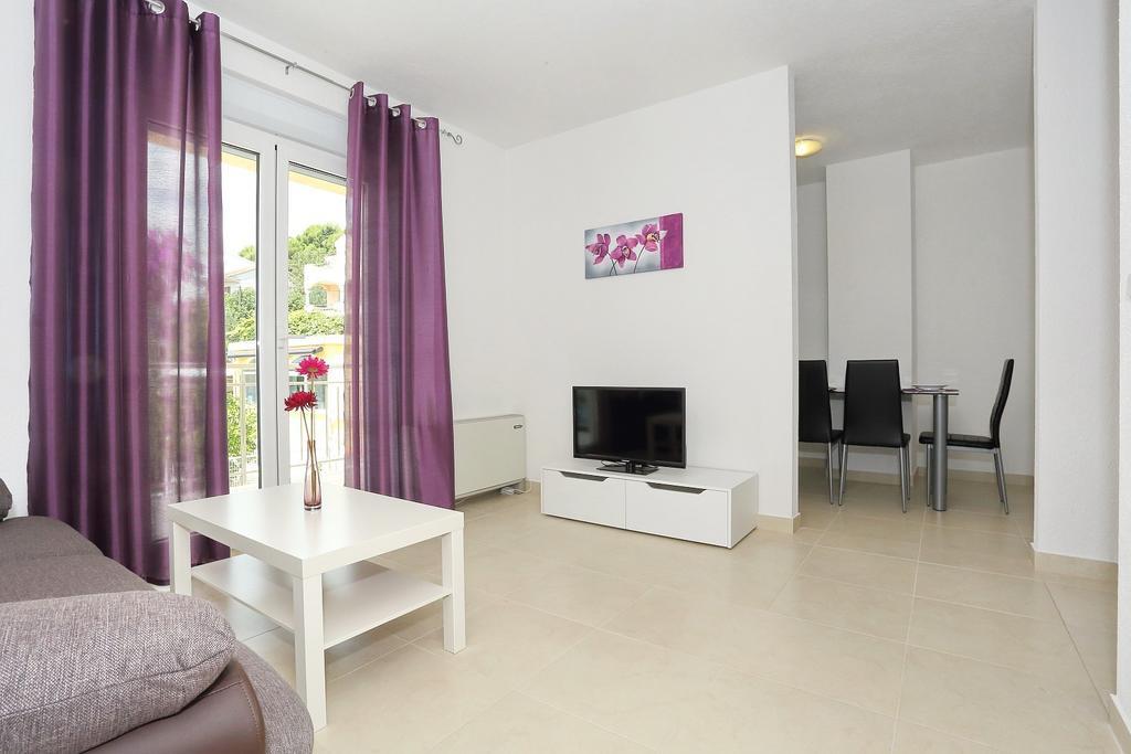 Apartments Dado Trogir Room photo